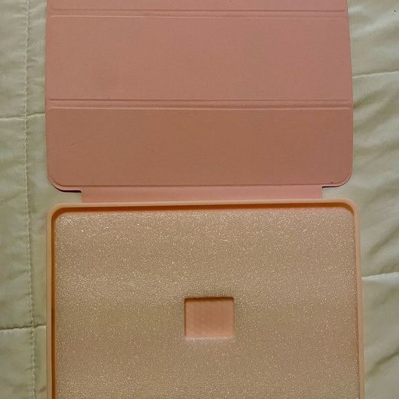 voight by valentina ipad case 🩷 - Picture 5 of 7